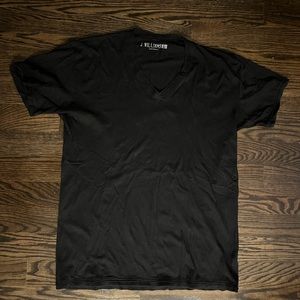 J Williams V-neck black t-shirt, size L
